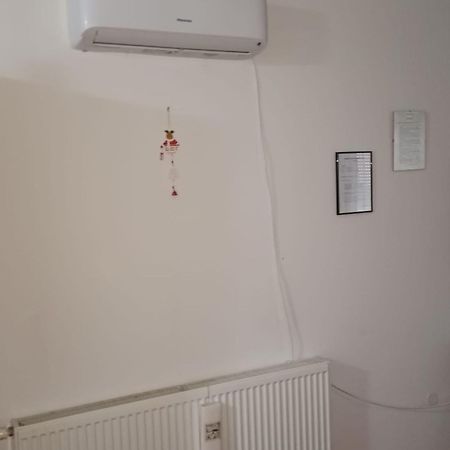 Apartmani Tea I Toni Gradiste Ngoại thất bức ảnh