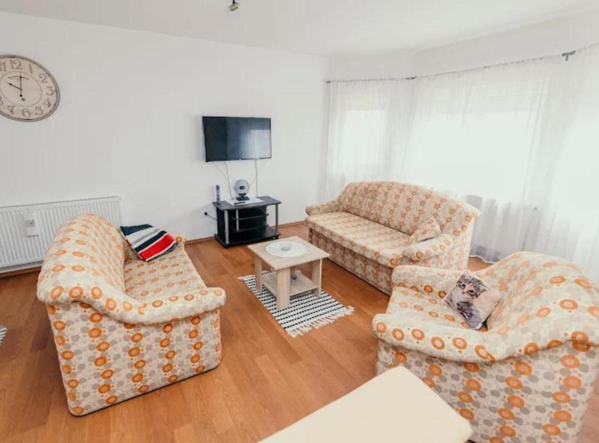 Apartmani Tea I Toni Gradiste Ngoại thất bức ảnh