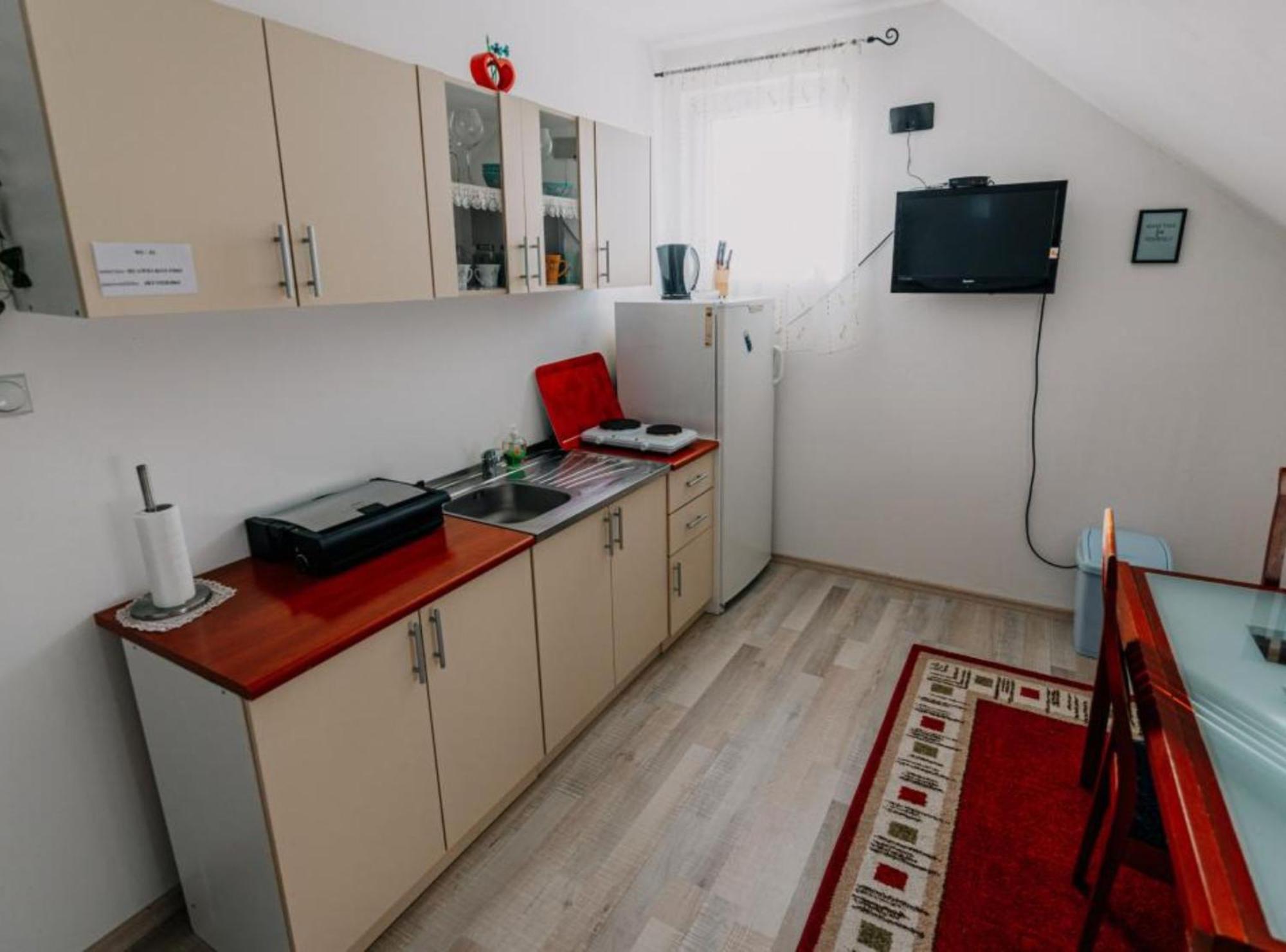 Apartmani Tea I Toni Gradiste Ngoại thất bức ảnh