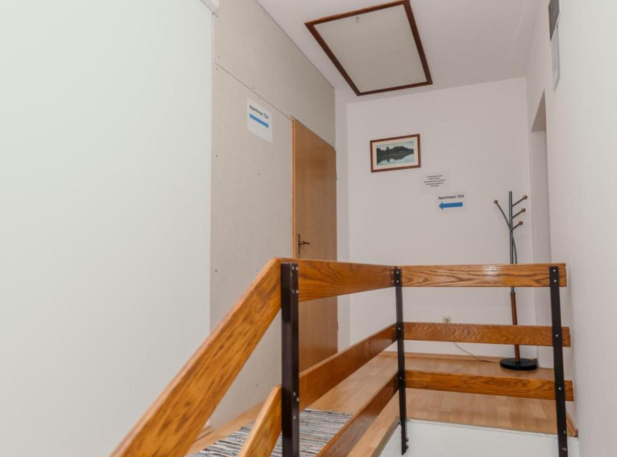 Apartmani Tea I Toni Gradiste Ngoại thất bức ảnh