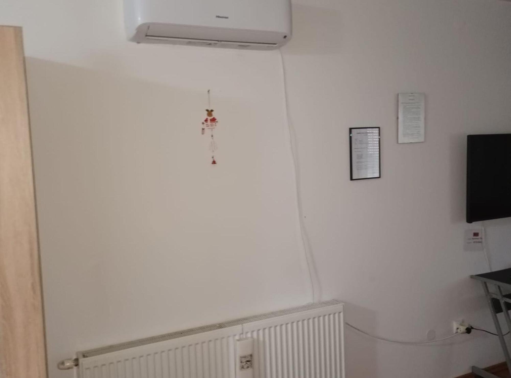 Apartmani Tea I Toni Gradiste Ngoại thất bức ảnh