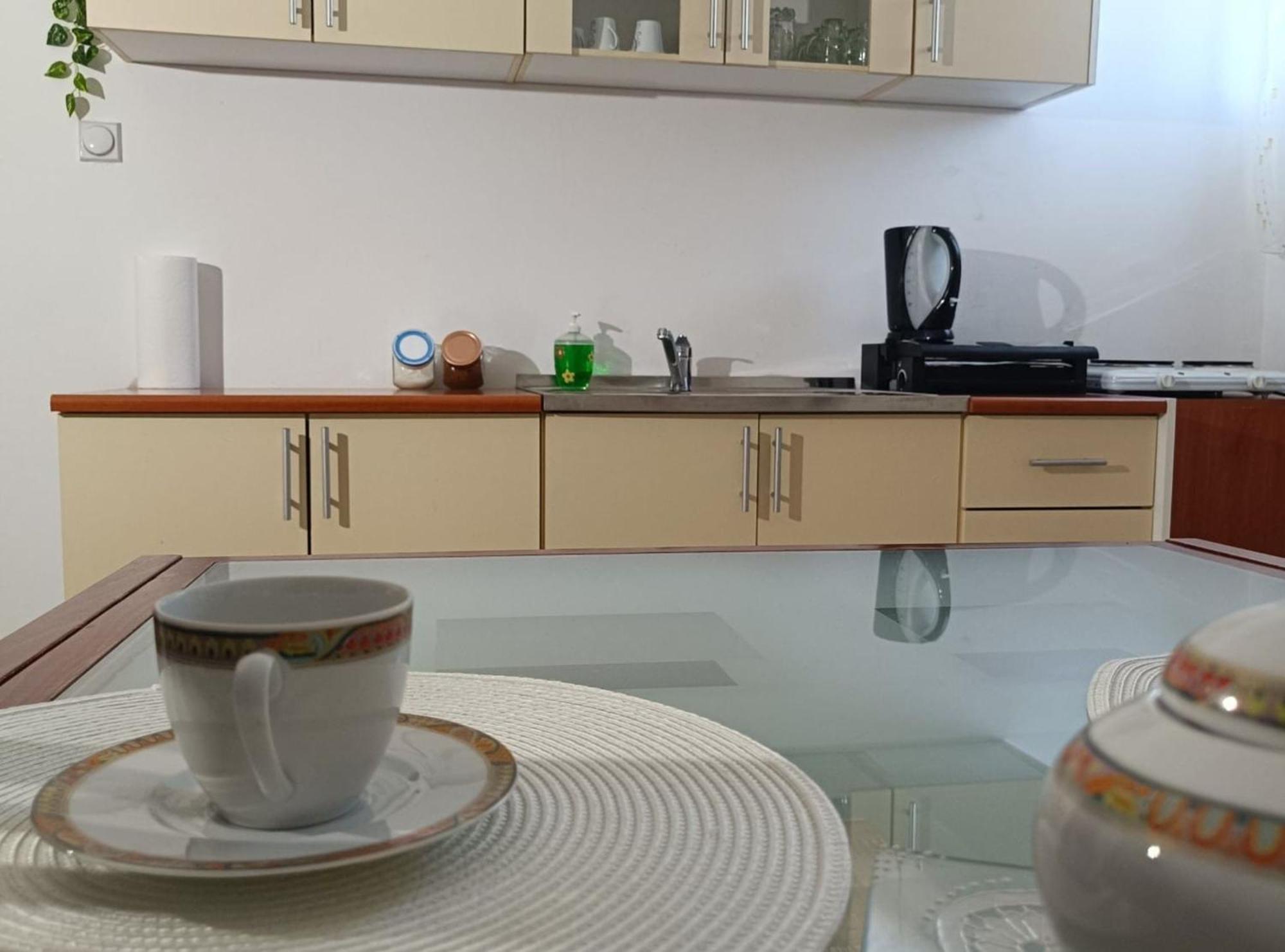 Apartmani Tea I Toni Gradiste Ngoại thất bức ảnh