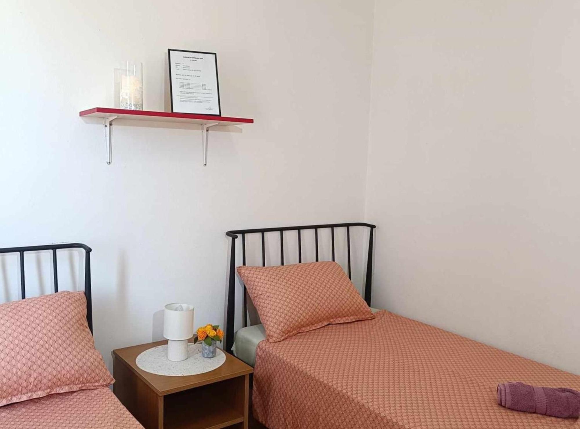 Apartmani Tea I Toni Gradiste Ngoại thất bức ảnh