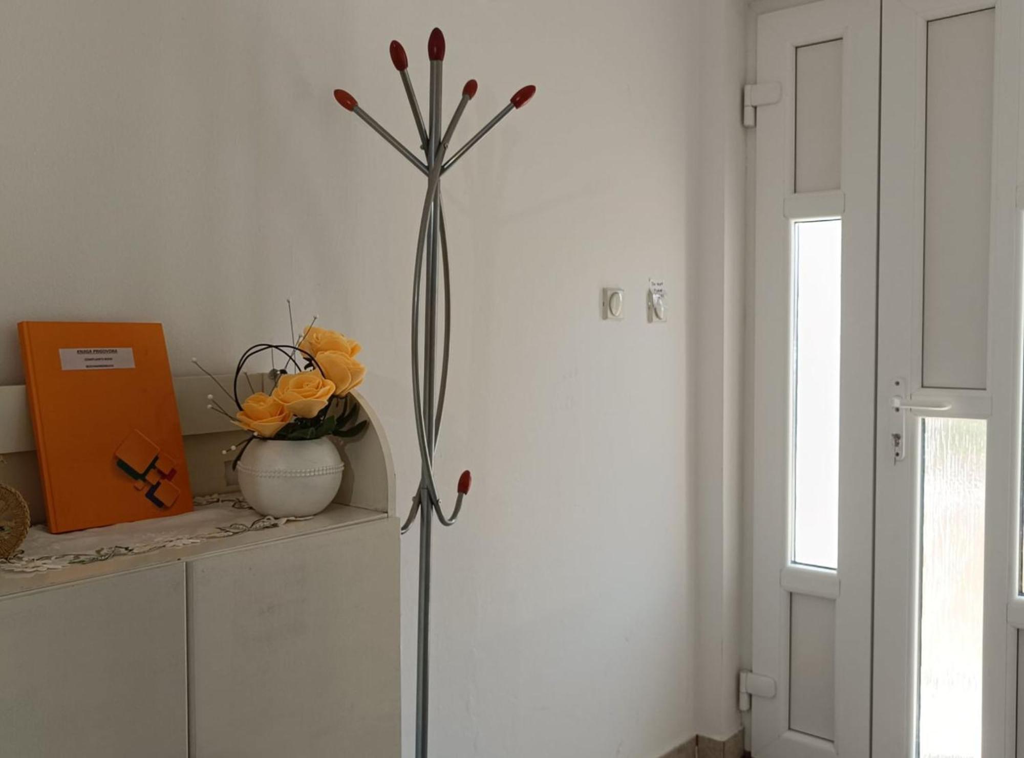 Apartmani Tea I Toni Gradiste Ngoại thất bức ảnh