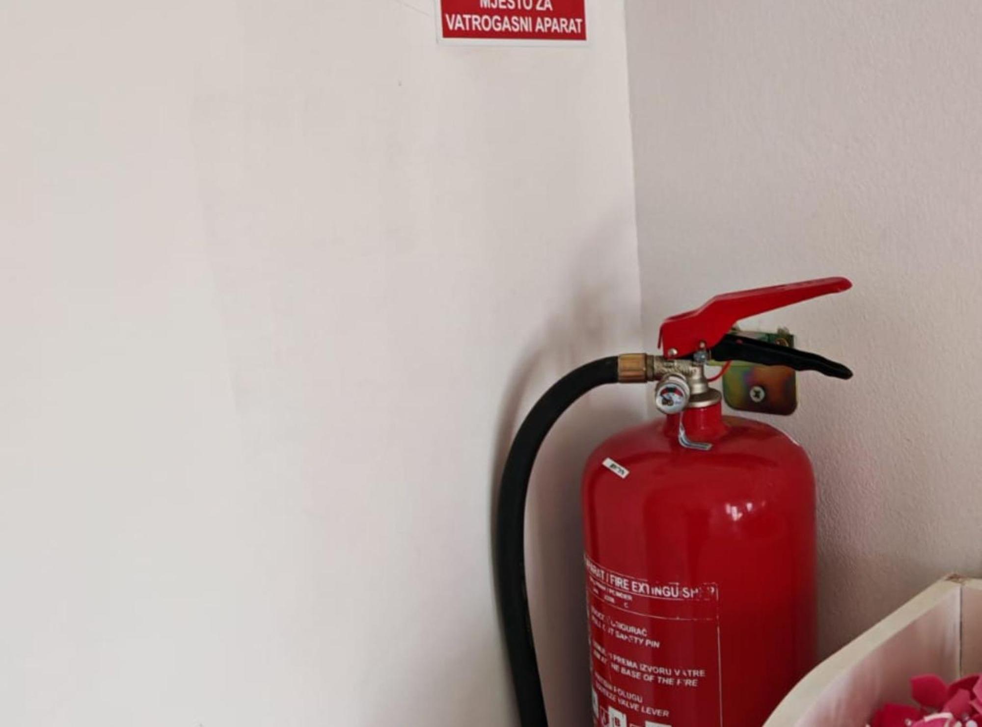 Apartmani Tea I Toni Gradiste Ngoại thất bức ảnh